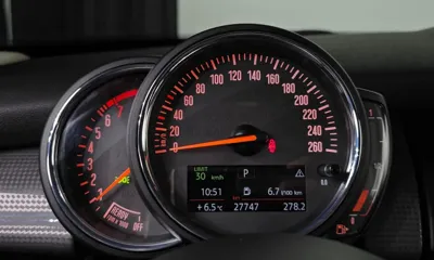 MINI Cooper 2019, 27747 км, за 10174.61 USD - фото 8