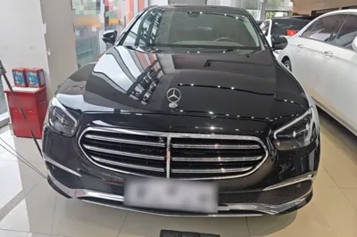 Mercedes-Benz E-Class 2021, 87000 км, за 36865 USD