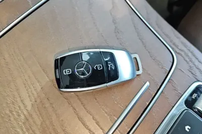 Mercedes-Benz E-Class 2021, 87000 км, за 36865 USD - фото 23