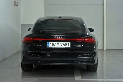 Audi A7 2023, 21577 км, за 38400.95 USD