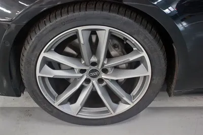 Audi A7 2023, 21577 км, за 38400.95 USD