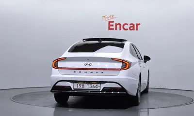 Hyundai Sonata 2020, 108684 км, за 10928.97 USD