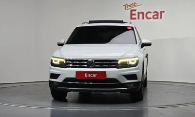Volkswagen Tiguan 2018, 121821 км, за 12611.32 USD - фото 3