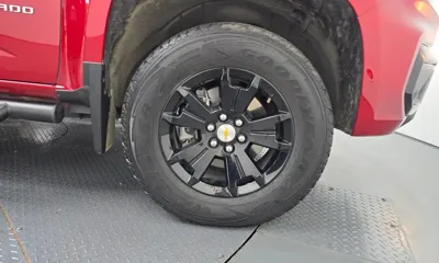 ChevroletGMDaewoo Colorado 2022, 61093 км, за 14521.06 USD