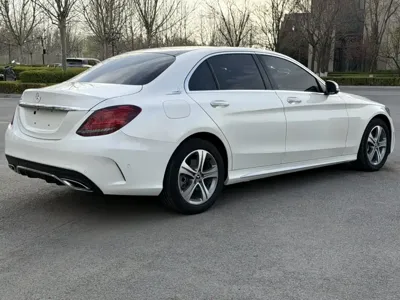 Mercedes-Benz C-Class 2020, 94800 км, за 18260.39 USD - фото 24