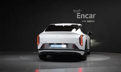 Kia EV4 2026, 12813 км, за 25027.62 USD