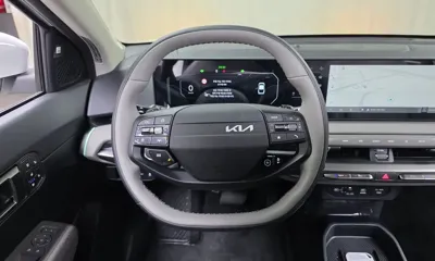 Kia EV4 2026, 12813 км, за 25027.62 USD - фото 14