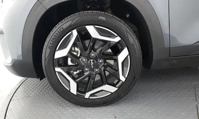 Kia Seltos 2025, 17843 км, за 15850.68 USD