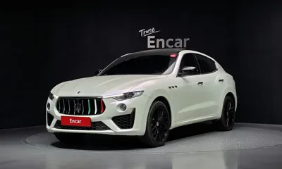 Maserati Levante · 2017 год