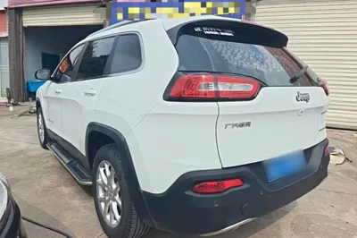 Jeep Cherokee 2017, 71700 км, за 6629 USD