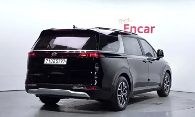 Kia Canival 2021, 98379 км, за 13808.84 USD