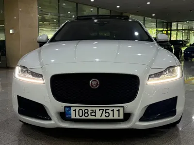 Jaguar XF 2018, 122727 км, за 8008.4 USD