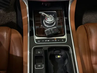 Jaguar XF 2018, 122727 км, за 7947.89 USD - фото 17