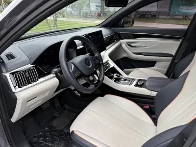 BYD PLUS New Energy 2022, 35000 км, за 10168.15 USD - фото 9