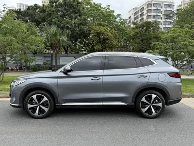 BYD PLUS New Energy 2022, 35000 км, за 10168.15 USD - фото 12