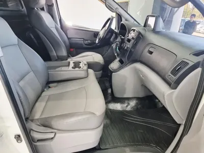 Hyundai Starex 2011, 166233 км, за 4294.68 USD - фото 8