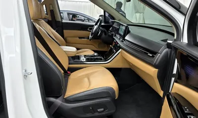 Kia Canival 2023, 75259 км, за 17172.12 USD - фото 11