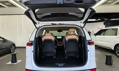Kia Canival 2023, 75259 км, за 17172.12 USD - фото 20