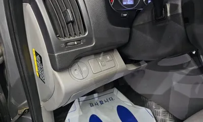 Hyundai Starex 2019, 92862 км, за 9481.33 USD - фото 14