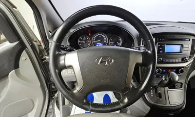 Hyundai Starex 2019, 92862 км, за 9481.33 USD - фото 15
