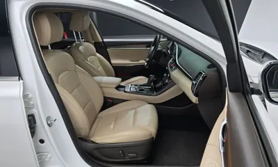 Hyundai Grandeur 2018, 148538 км, за 7811.08 USD - фото 26