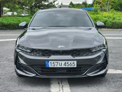 Kia K5 · 2021 год