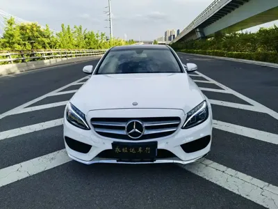Mercedes-Benz C-Class 2014, 101000 км, за 10166.63 USD