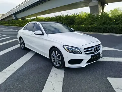 Mercedes-Benz C-Class 2014, 101000 км, за 10166.63 USD