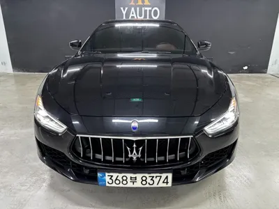 Maserati Ghibli 2021, 51000 км, за 24299.69 USD