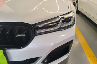 BMW 5 Series 2022, 62100 км, за 36670 USD - фото 8