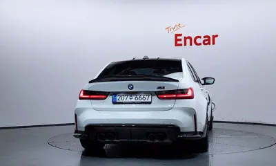 BMW M3 2024, 25001 км, за 82053.3 USD