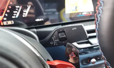 BMW M3 2024, 25001 км, за 82053.3 USD - фото 28