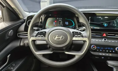 Hyundai Avante 2024, 47673 км, за 11750.03 USD - фото 12