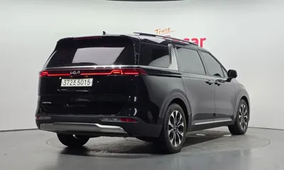 Kia Canival 2023, 137570 км, за 16251.7 USD