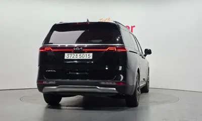 Kia Canival 2023, 137570 км, за 16251.7 USD