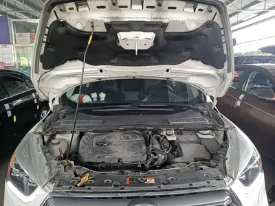 Ford Kuga 2018, 119500 км, за 5972.12 USD - фото 20