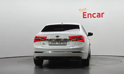 Kia K7 2013, 147639 км, за 3282.13 USD