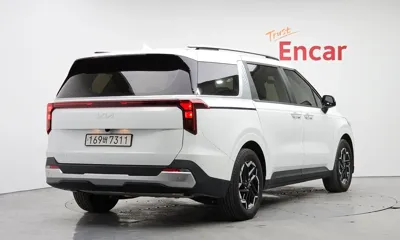 Kia Canival 2024, 29654 км, за 18698.38 USD