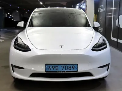 Tesla Model Y 2021, 136219 км, за 20677.43 USD