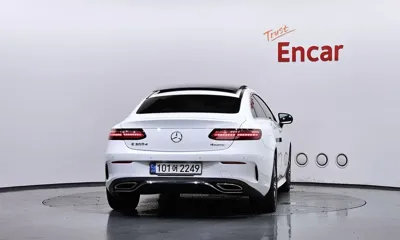 Mercedes-Benz E-Class 2022, 48266 км, за 30129.97 USD