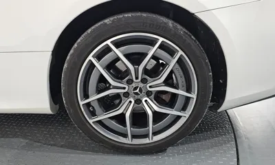 Mercedes-Benz E-Class 2022, 48266 км, за 29888.64 USD - фото 21