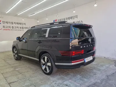 Hyundai Santafe 2024, 30676 км, за 22450.31 USD
