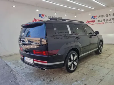 Hyundai Santafe 2024, 30676 км, за 22450.31 USD