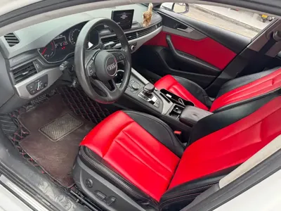 Audi A4L 2019, 62000 км, за 14557.44 USD