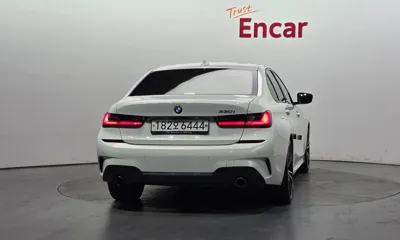 BMW 3-Series 2019, 55901 км, за 21333.86 USD