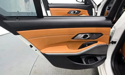 BMW 3-Series 2019, 55901 км, за 21333.86 USD - фото 25