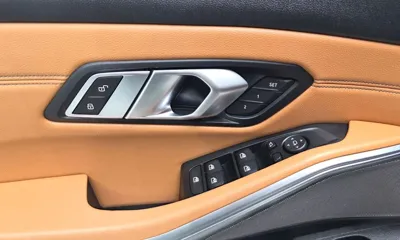 BMW 3-Series 2019, 55901 км, за 21333.86 USD - фото 28