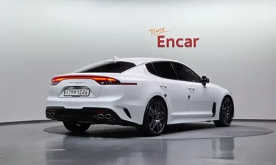 Kia Stinger 2022, 42521 км, за 18773.8 USD