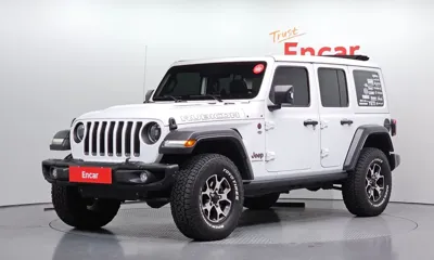 Jeep Wrangler · 2023 год