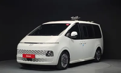 Hyundai Staria